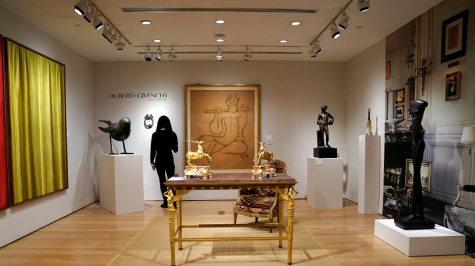 La colecci&oacute;n personal del dise&ntilde;ador Hubert de Givenchy, a subasta en Par&iacute;s