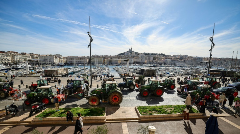 L'ex&eacute;cutif sur le pont pour d&eacute;miner avant le Salon de l'agriculture