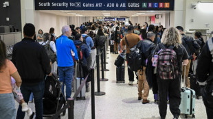 Haushaltsstreit: Trump droht mit Einsatz von ICE-Mitarbeitern an Flugh&auml;fen