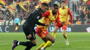 El sindicato de futbolistas en Francia denuncia pr&aacute;cticas de acoso y extorsi&oacute;n de los clubes