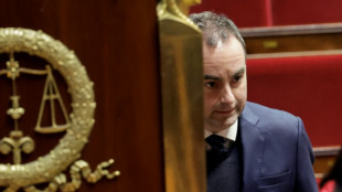 Budget: Lecornu surmonte deux motions de censure et engage un nouveau 49.3
