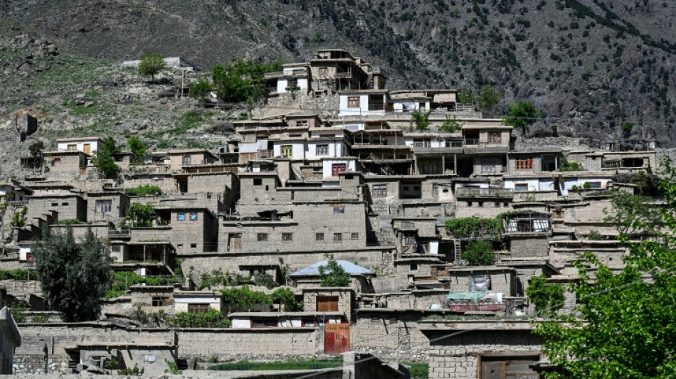 War with Pakistan halts school for Afghan border children