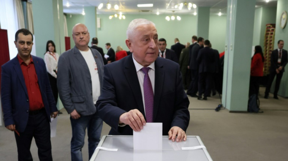 Russische Kommunisten nominieren Politveteran Charitonow f&uuml;r Pr&auml;sidentenwahl