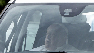 Il Papa &egrave; rientrato in Vaticano, prima fiori a S. Maria Maggiore