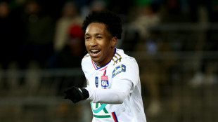 Lyon sofre mas vence modesto Bergerac e vai &agrave;s oitavas da Copa da Fran&ccedil;a
