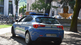 17enne precipita dal balcone e muore, era stata bocciata
