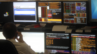 Borsa: a Milano svetta Fineco, gi&ugrave; Amplifon e AbitareIn