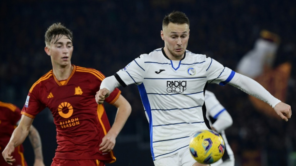 Lazio elimina Roma da Copa da It&aacute;lia; Atalanta surpreende Milan