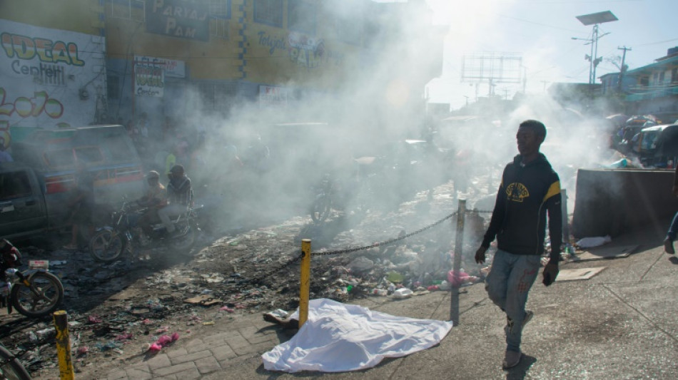 Quatorze corps retrouv&eacute;s pr&egrave;s de Port-au-Prince, les Ha&iuml;tiens attendent toujours de nouvelles autorit&eacute;s