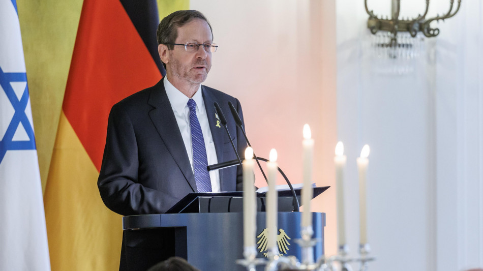 Herzog, grato al Papa, ha chiesto immediato ritorno rapiti