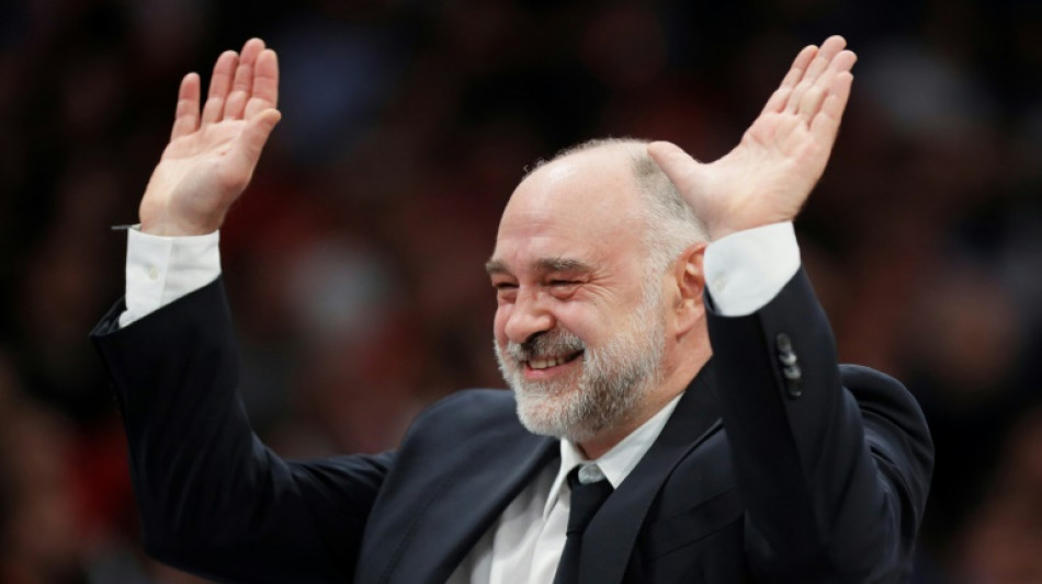 El técnico del Real Madrid de baloncesto sale del hospital