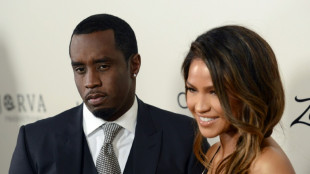 'Ele controlava a minha vida', diz Cassie Ventura em julgamento do rapper e ex-namorado 'Diddy'