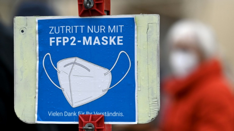 Bericht: Bundesregierung erw&auml;gt neue Maskenpflicht ab Oktober