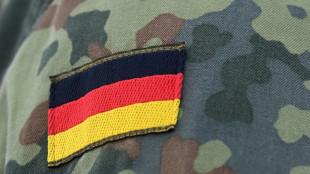 H&ouml;gl fordert Diskussion &uuml;ber m&ouml;gliche neue Form von Wehrpflicht