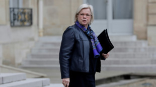 Endom&eacute;triose: "objectif 2025" pour le remboursement d'un test salivaire, dit Vautrin