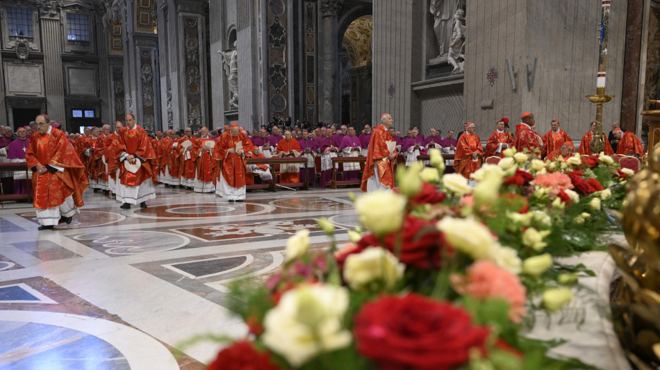 Terminata in basilica la messa pro eligendo