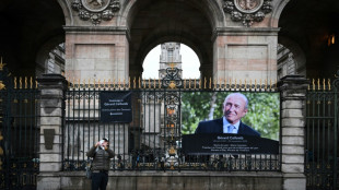 G&eacute;rard Collomb salu&eacute; comme un "homme d'Etat" lors de ses obs&egrave;ques &agrave; Lyon