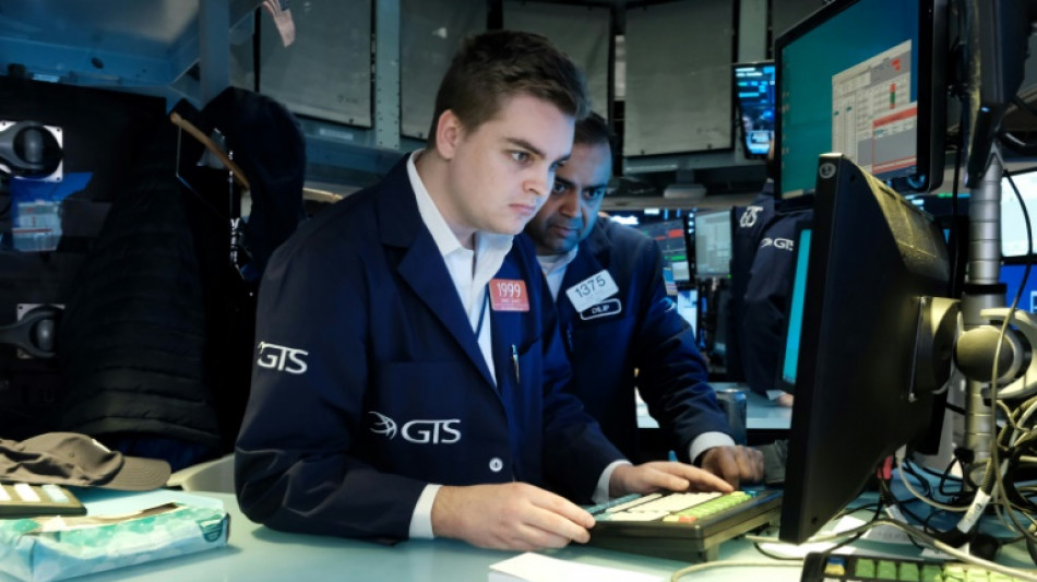 Wall Street incertaine, en ordre dispers&eacute; apr&egrave;s deux s&eacute;ances de repli