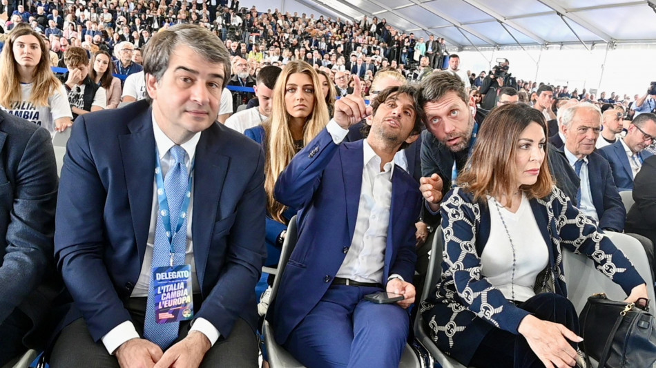 FdI, apprezzate parole Santanch&eacute; e disponibilit&agrave; dimissioni