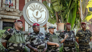 Madagascar: le nouvel homme fort dément avoir fait un "coup d'Etat", Rajoelina confirme sa fuite