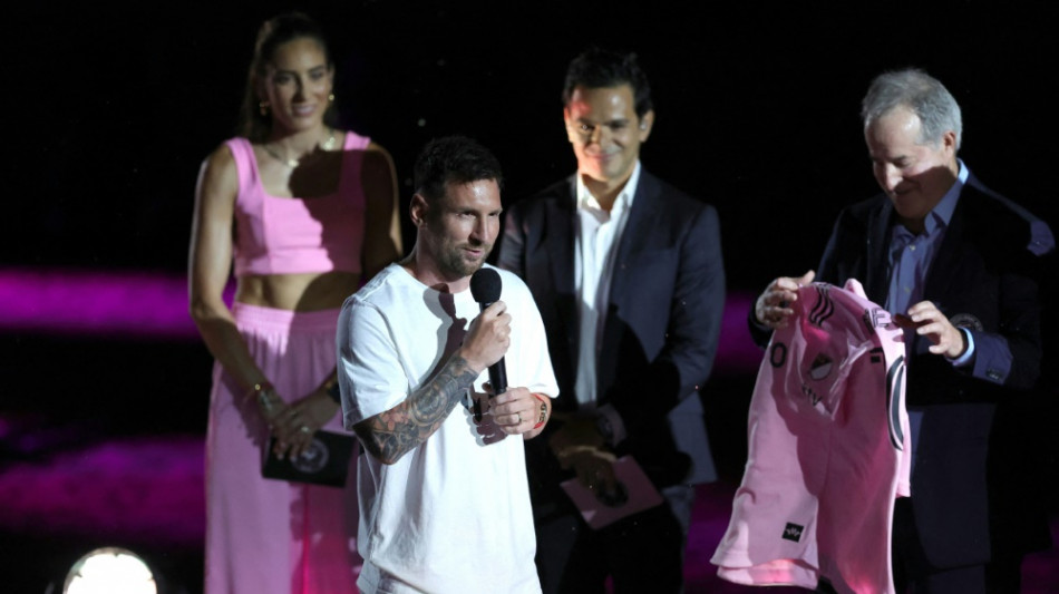 "Heiliges Wasser": Miami begr&uuml;&szlig;t Messi nach Unwetter