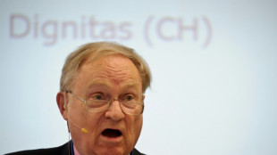 Morre por suic&iacute;dio assistido fundador de associa&ccedil;&atilde;o su&iacute;&ccedil;a pelo direito a 'morrer dignamente'