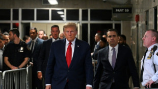 Le parquet de Manhattan ouvert &agrave; un report d'un mois du premier proc&egrave;s p&eacute;nal de Trump