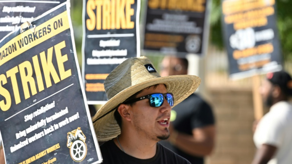 Una rebeli&oacute;n de repartidores se ci&ntilde;e sobre Amazon en California
