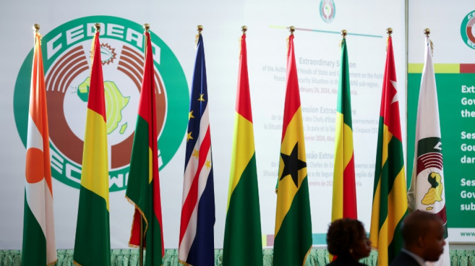 Les pays ouest-africains l&egrave;vent des sanctions contre le Niger, la Guin&eacute;e et le Mali