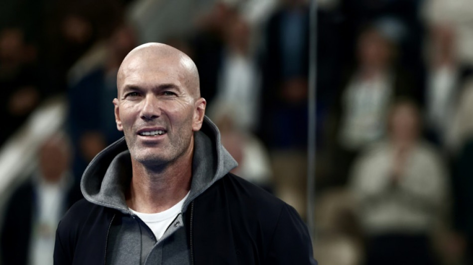 Zidane reafirma desejo de treinar seleção francesa 'algum dia'