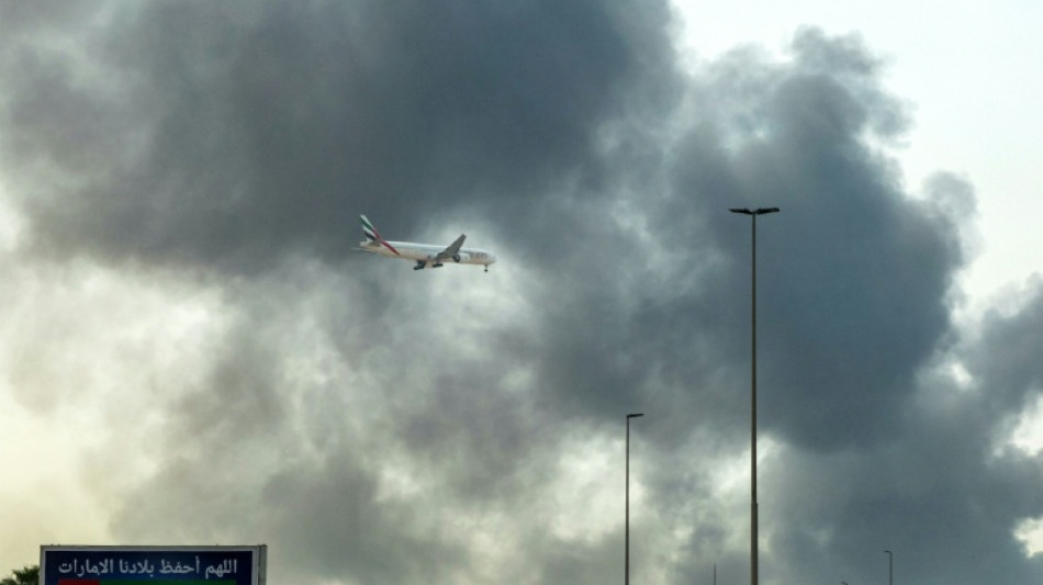 Afectados los vuelos del aeropuerto de Dub&aacute;i por un incendio causado por un dron