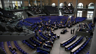 Bundestag d&uuml;nnt Sitzungskalender vor Wahl aus - Generaldebatte im Februar