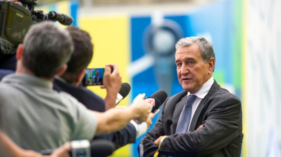 El exseleccionador brasile&ntilde;o Parreira, en terapia intensiva