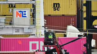 Déficit comercial dos EUA cai a mais da metade em abril após tarifas de Trump
