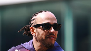 Gp Cina: terzo posto Hamilton , primo podio con la Ferrari