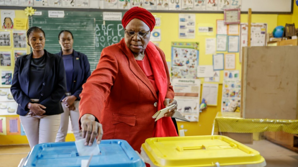 Namibia steuert nach Wahl auf erste weibliche Pr&auml;sidentin zu