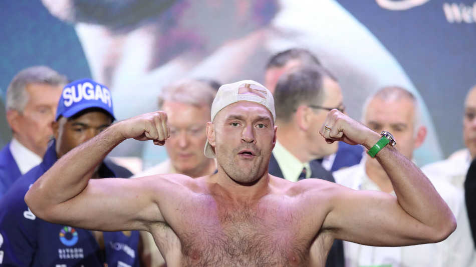 Pugilato: Tyson Fury 'mi ritiro, &egrave; stato un piacere'