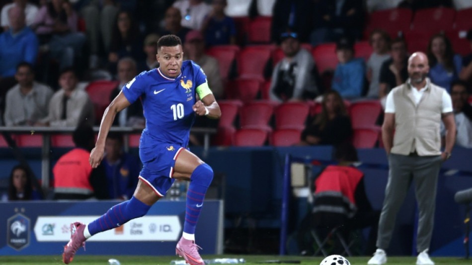 Mondial-2026: la France souffre mais s'en sort face à l'Islande