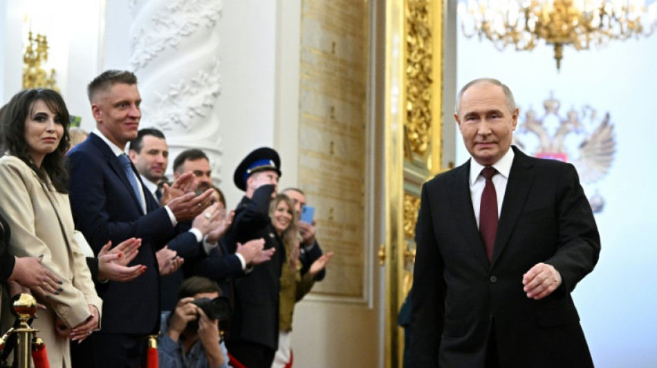 Putin tritt f&uuml;nfte Amtszeit als Pr&auml;sident an und verspricht Sieg Russlands
