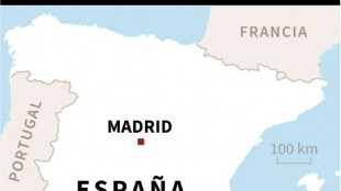 Tres muertos y tres heridos en España al derrumbarse una nave agrícola