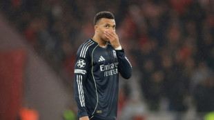 Mbapp&eacute; n&atilde;o treina e &eacute; d&uacute;vida no Real Madrid contra Real Sociedad