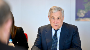 Tajani, non condivido risarcimento ai migranti della Diciotti