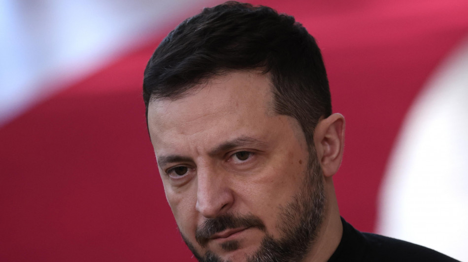 Zelensky, 'vogliamo la pace, che non c'&egrave; per colpa di Mosca'